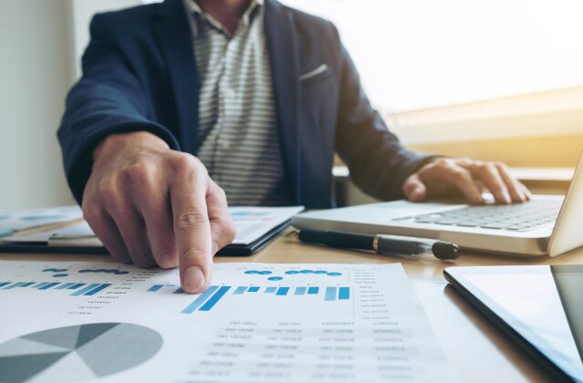 Allocations and Flows - Is it important to base your investing decisions on the same?